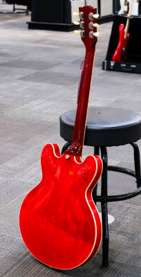 Store Special Product - Gibson - ES-335 DOT Semi-Hollow Body Electric - Sixties Cherry